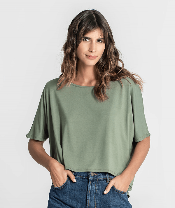 T-shirt decote...