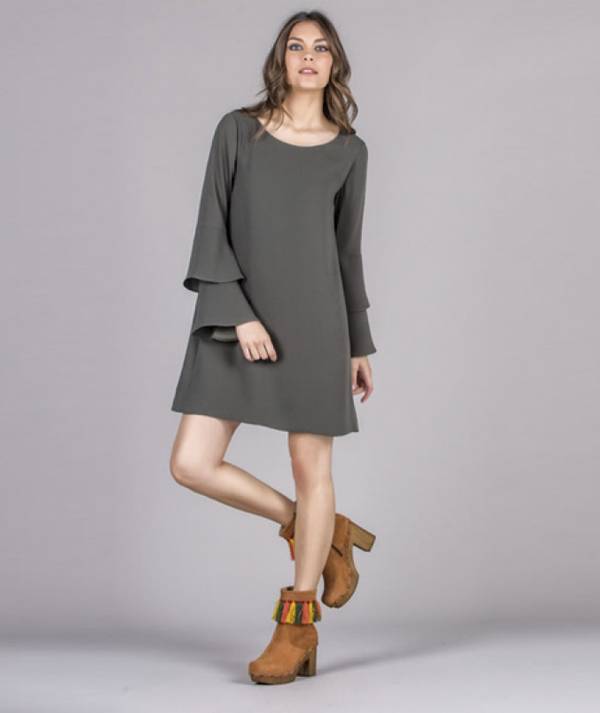 Frilled sleeve dress