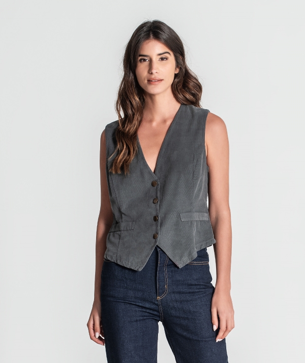 Short vest with...