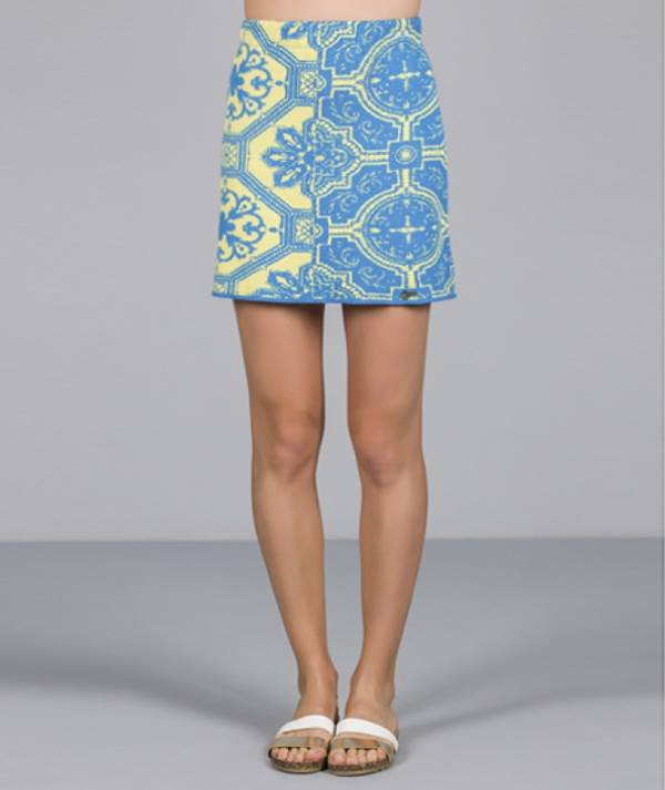 Skirt with tile...
