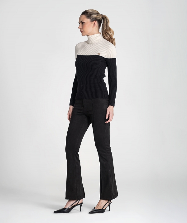 Ribbed turtleneck...