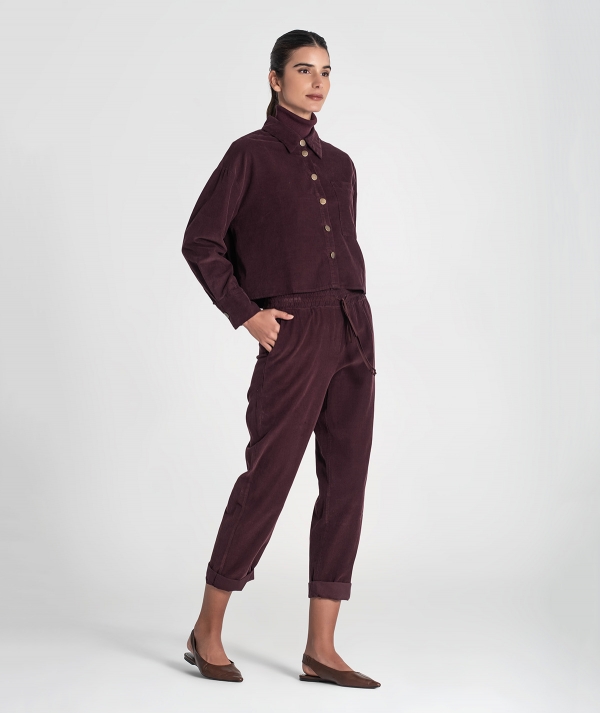 Shirt with buttons