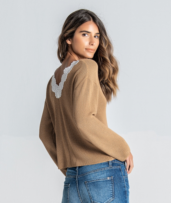 Camisola com renda
