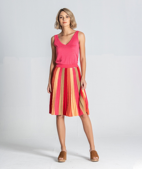 Colorful pleated...