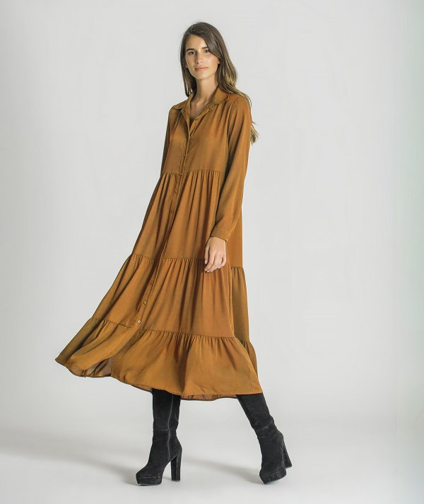 Vestido com folhos